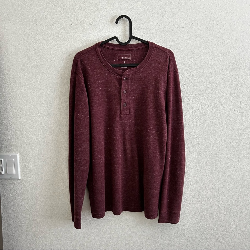 Kohl’s burgundy thermal button up long sleeve